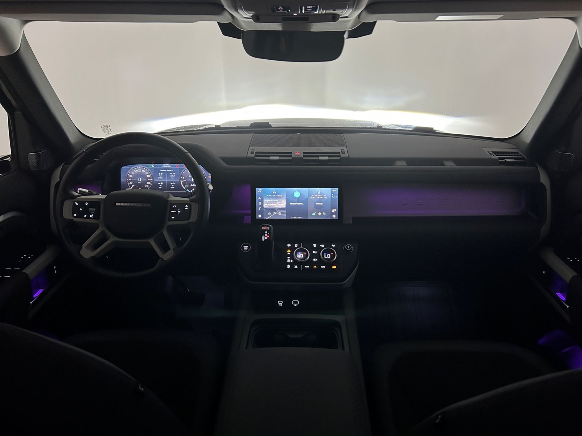 Defender 110 3.0d i6 mhev SE awd 200cv auto - Autoviemme